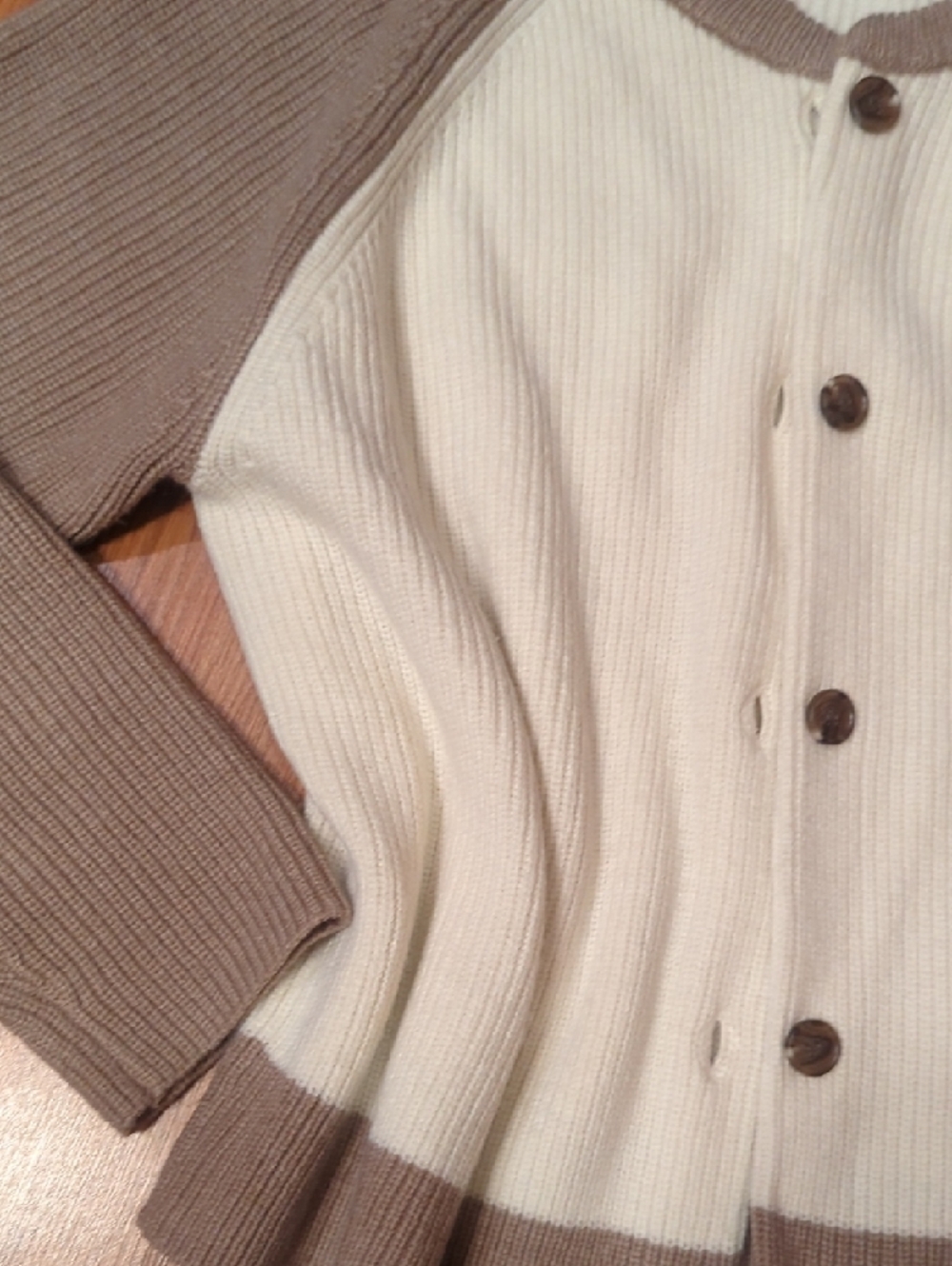 Neutral Two-Tone Raglan Button-Front Sweater - Cream & Taupe - Picture 3 of 4